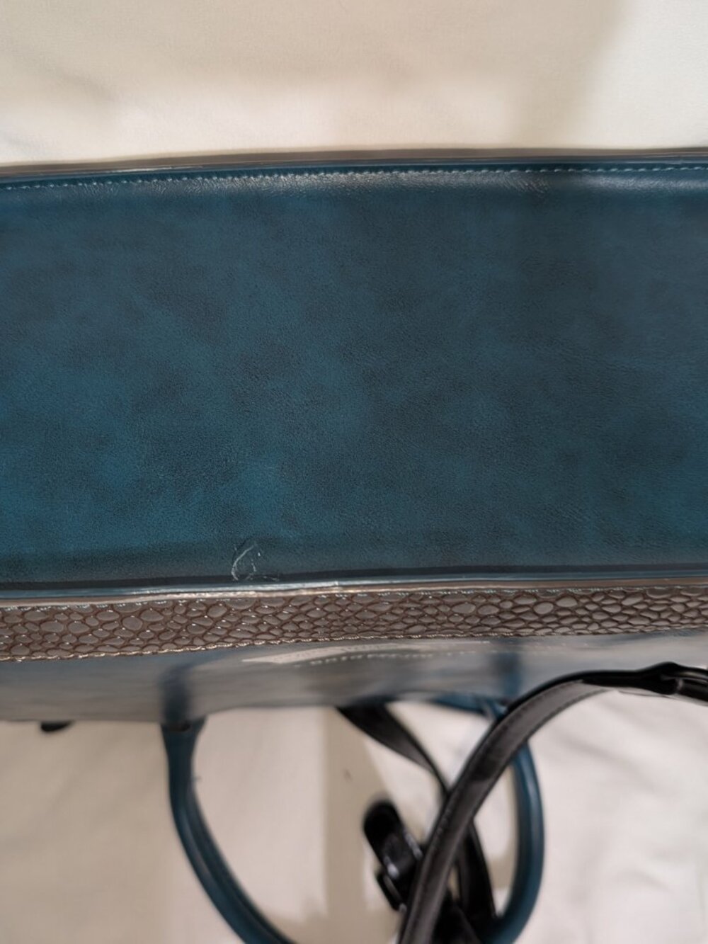 Vendula London, Between the Covers Bookbinders Harriet Backpack Vegan leather. - Picture 11 of 11